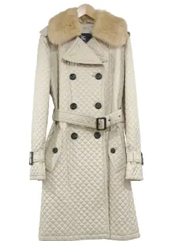 写真：バーバリー キルティング コート