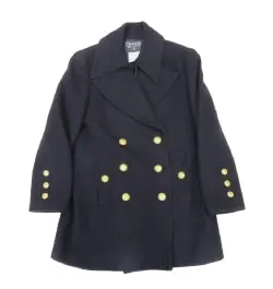 写真：シャネル ココボタン ダブルジャケット