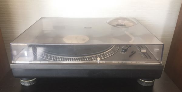 レコードプレーヤーの画像