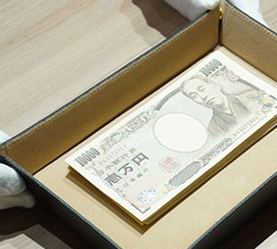 現金支払いの写真